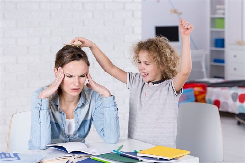 اختلال نقص توجه بیش فعالی